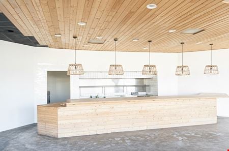 Retail space for Rent at 715 Lincoln Boulevard in Los Angeles