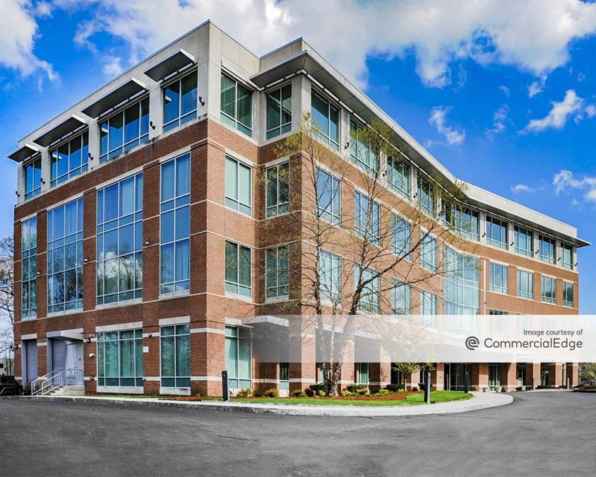 HarborOne Bank Corporate Headquarters - 770 Oak Street, Brockton, MA ...