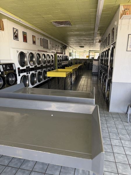 Retail space for Rent at 901 San Pedro Drive Southeast in Albuquerque