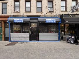 1,900 SF | 781 Franklin Avenue | Turnkey Restaurant & Bar with 1,500 SF Usable Basement for Lease