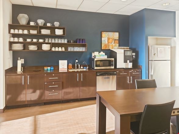 GA, Fayetteville - Main Street Office Center
