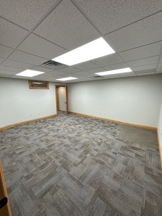250 N Main St