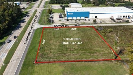 Photo of commercial space at Dowdy Dr. in Gonzales