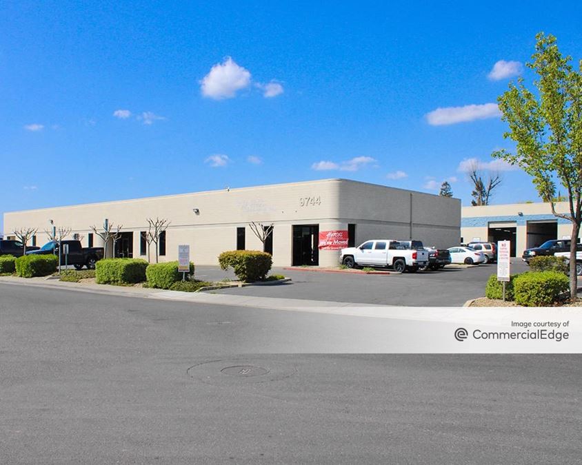 9701 Dino Drive, Elk Grove Industrial Space For Lease