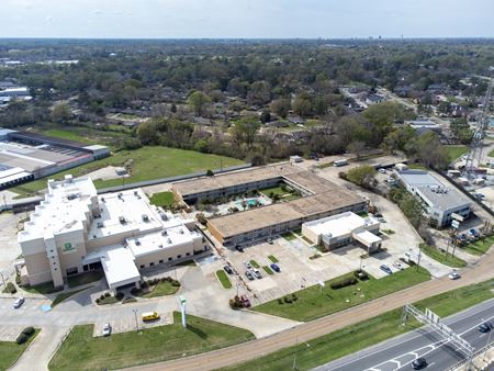 Photo of commercial space at 9990 & 9970 Airline Hwy in Baton Rouge