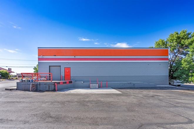 Cerillos Rd Free Standing Retail Lease