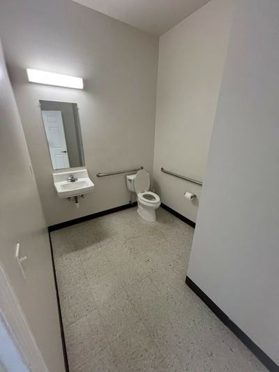330 Stan Drive, Units 104&105