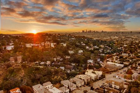 Commercial space for Sale at 2561 Glen Green Street in Los Angeles