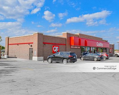 Lincoln Court Shopping Center
