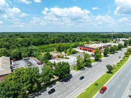 Waldorf Auto Repair Property