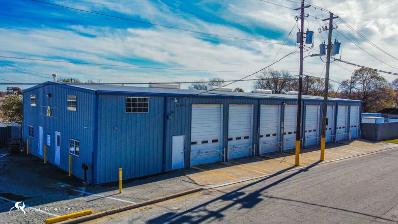 Freestanding Warehouse Building | ±8,050 SF | For Lease