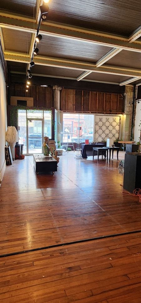 Retail space for Sale at 391 2nd St in Macon