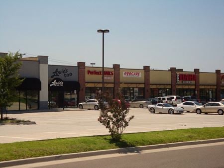 Retail space for Rent at Rivermoore Plaza  1607 S. Interstate Service Road in Moore