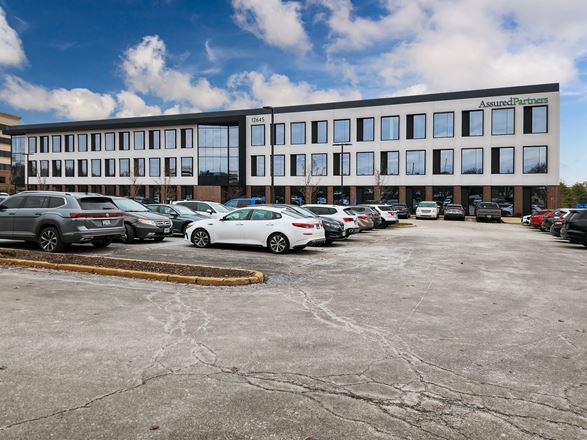 Spaces - Creve Coeur - Olive Blvd
