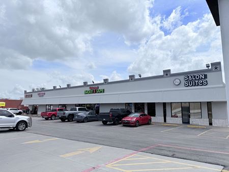 Photo of commercial space at 2404 West Walnut Street in Garland