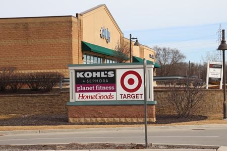 Retail space for Rent at NWC Archer Ave & Lemont Rd in Lemont
