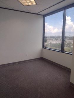 Workstyle Flexible Spaces - 6671 Southwest Freeway