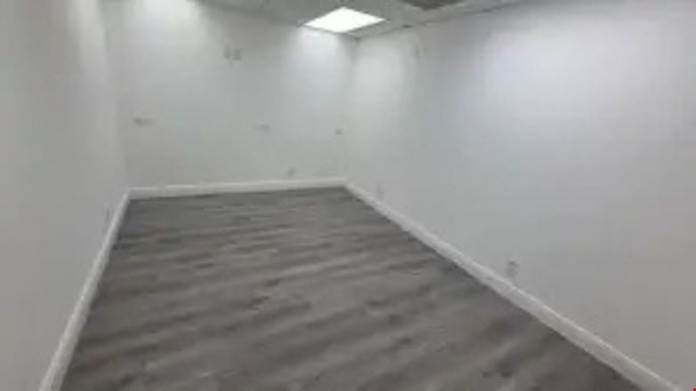 805 SF Suite 224 Professional and Medical Office Space