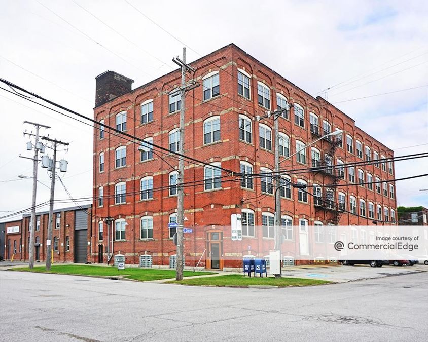 3800 Lakeside Avenue East