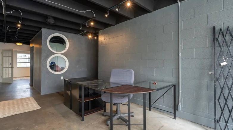5.0.Lou Coworking Space - 5.0.Lou Co-Working Space