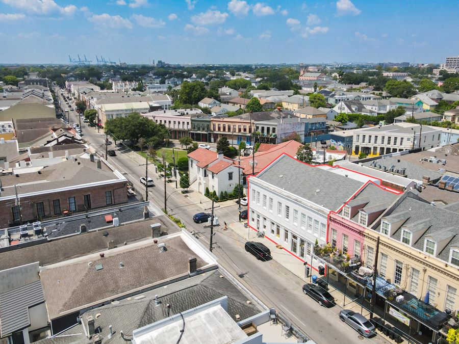 Retail/Office Suites in the Prominent Lower Garden District