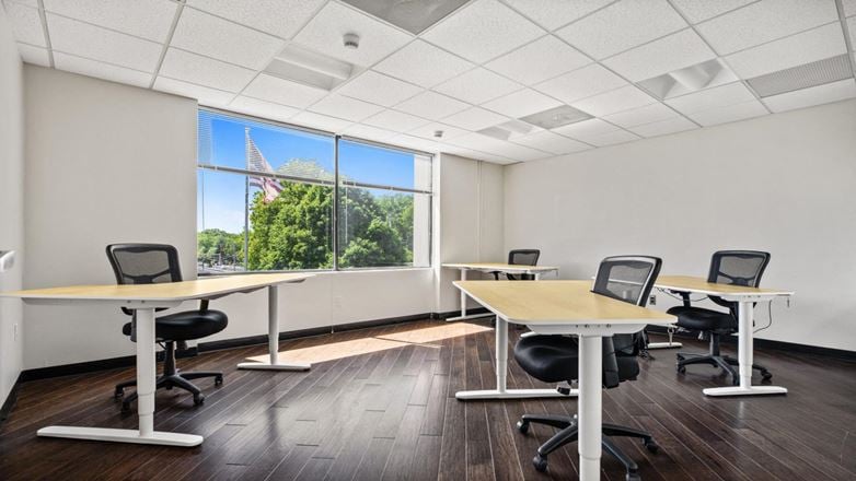 LocalWorks - Wellesley - Worcester St