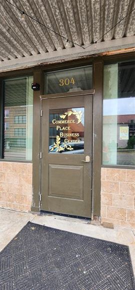 304 E Commerce St