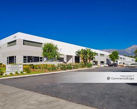 Arrow Commerce Center