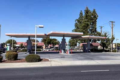15000 W. Whitesbridge