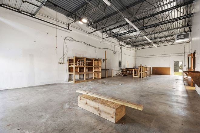 1609 Hart Street
