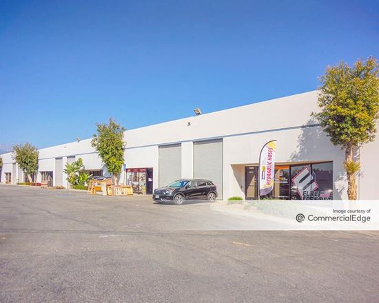 Francis Industrial Park - 1486-1496 East Francis Street