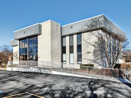 Photo of commercial space at 2435 Glenwood Ave in Joliet