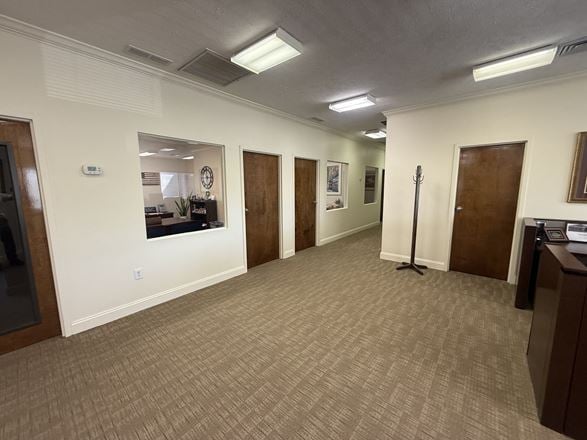 3,000 SF 2nd Floor Office Along Raeford Rd