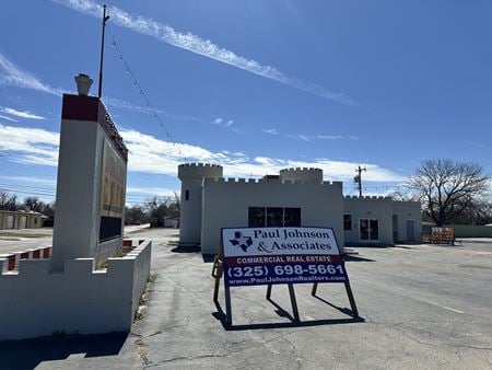 Photo of commercial space at 2801 S. 1st Street in ABILENE