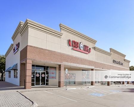 Retail space for Rent at 1100 West Arbrook Blvd in Arlington
