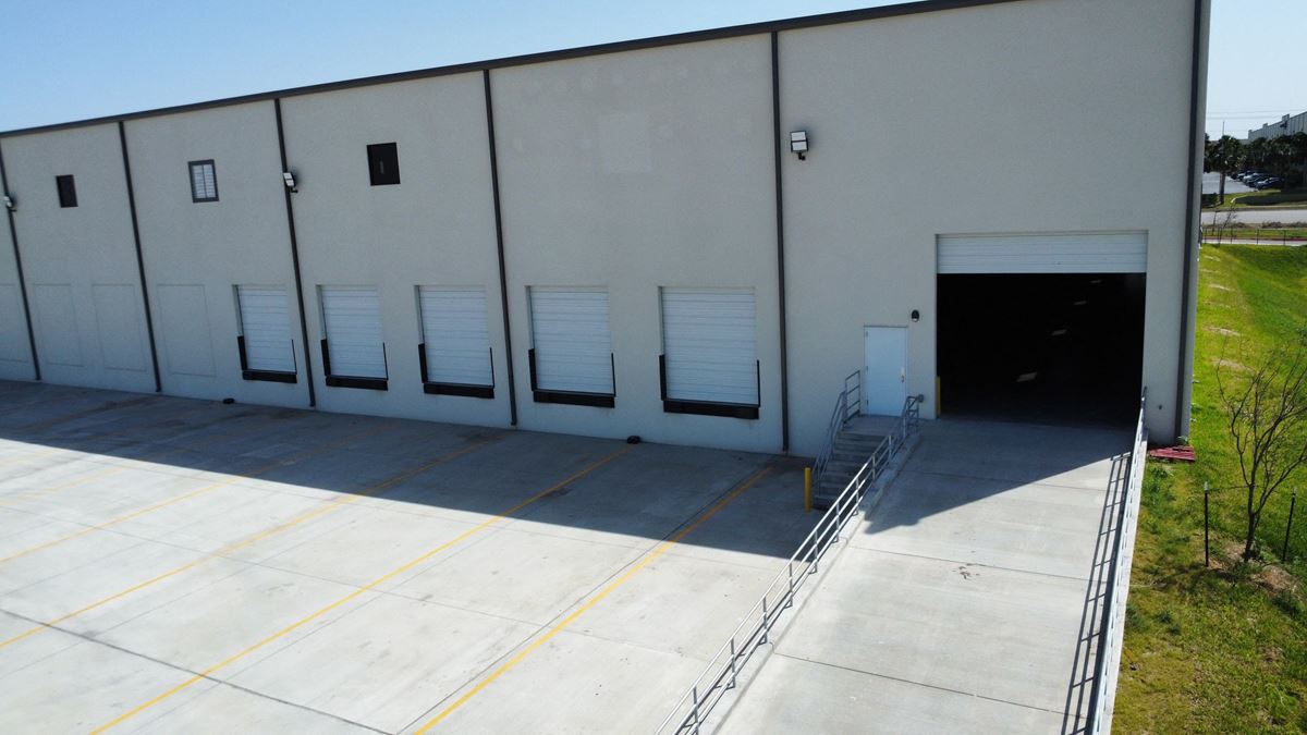 890 E. Military Highway