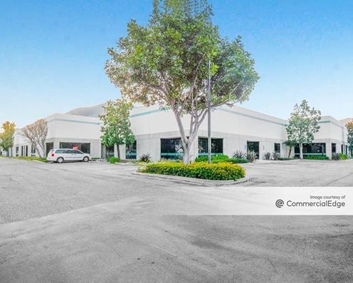 Calle Plano Business Center