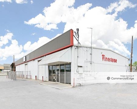 Retail space for Rent at 2201 Airport Blvd in Austin
