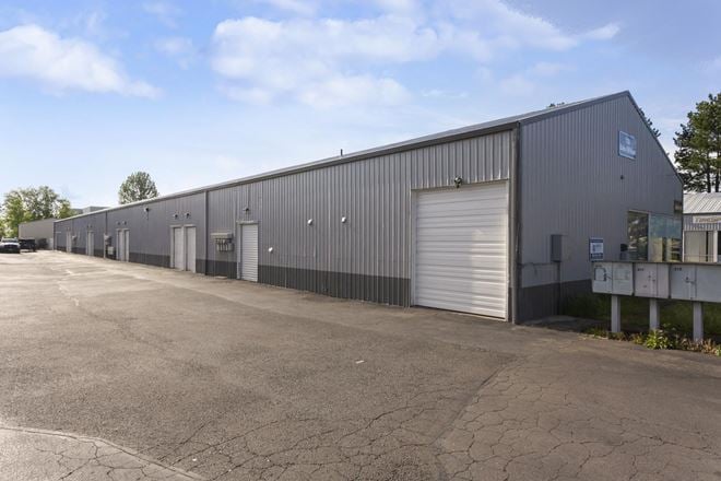 1120-1130 Bailey Hill Rd. Eugene