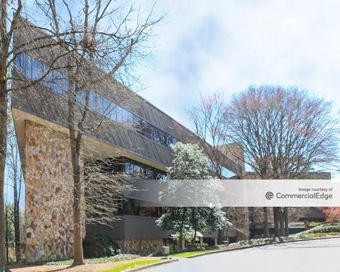 2400 Lake Park Drive SE