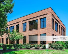 Corporate Crossings Office Park - 175 Sully's Trail