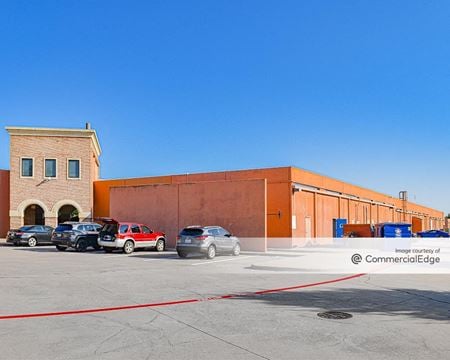 Retail space for Rent at 3501 Midway Rd in Plano