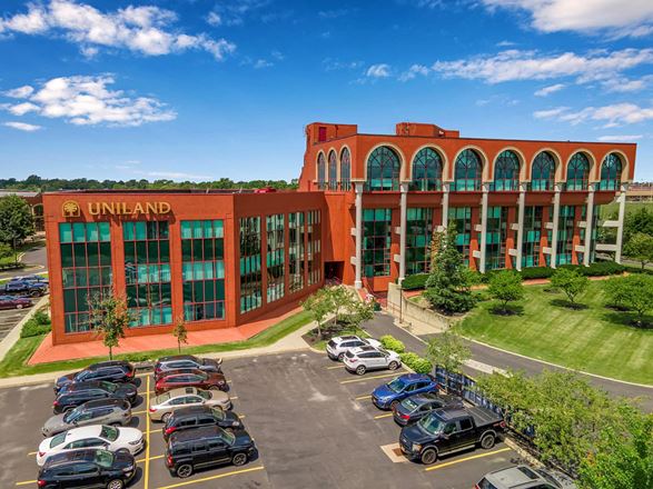 100 Corporate Parkway