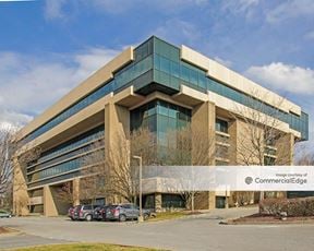 300 Oxford Driveive