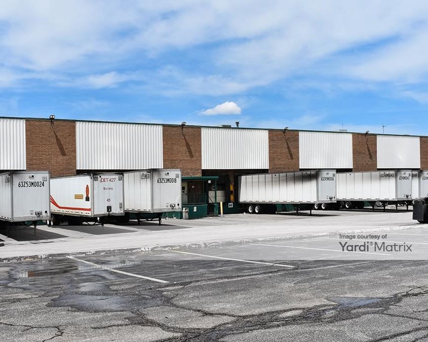 5463 Phantom Drive, Hazelwood, MO 63042