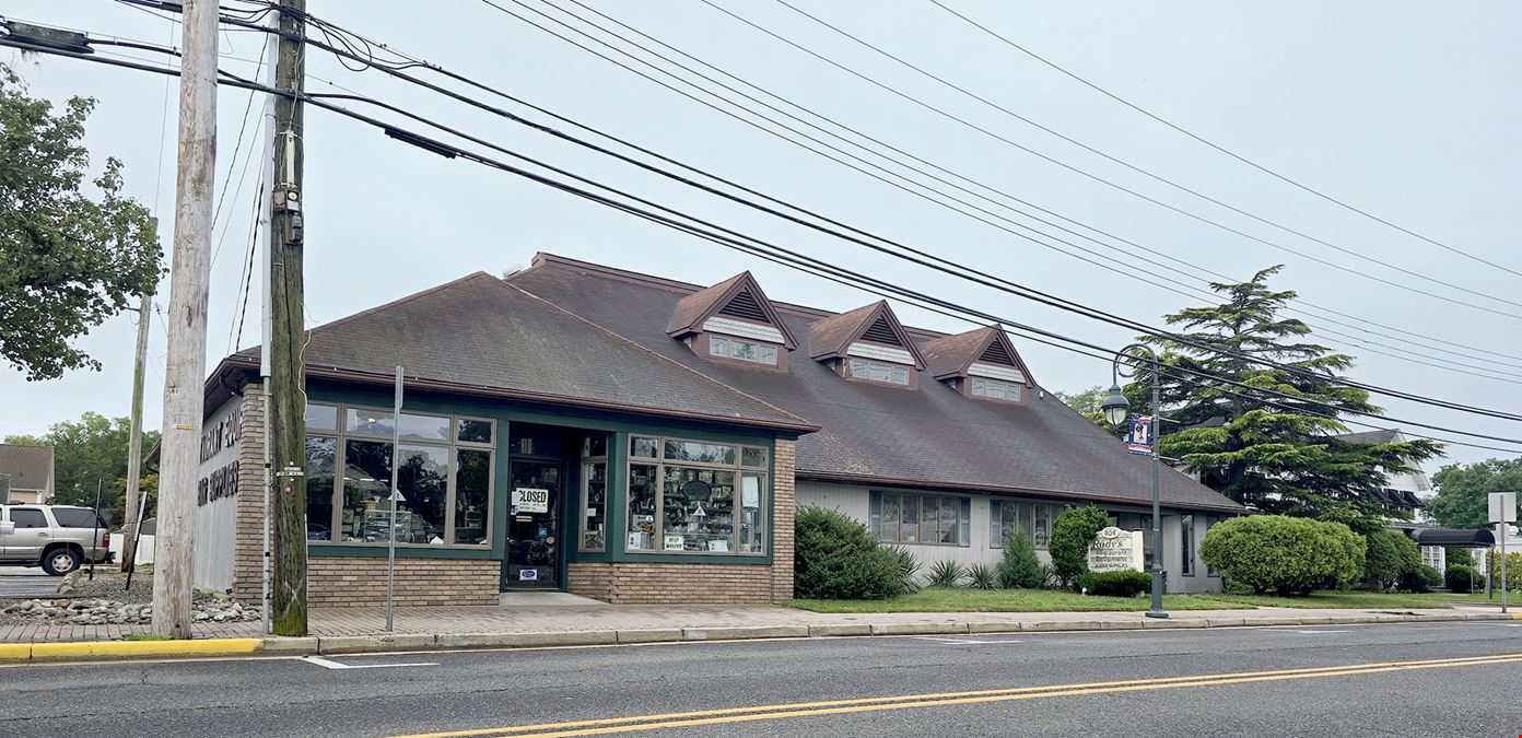 Retail & Warehouse For Lease
