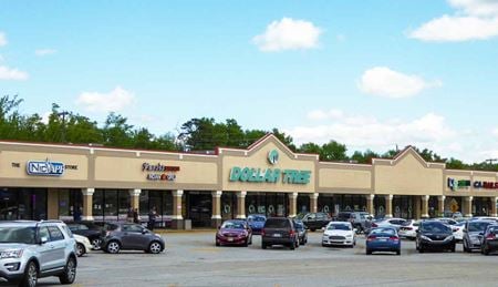 Retail space for Rent at 1451 Woodruff Road in Greenville