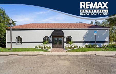 Office space for Rent at 1120 Village Lakes Boulevard in Lehigh Acres