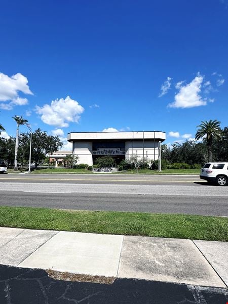 Retail space for Sale at 2891 S Tamiami Trl in Sarasota