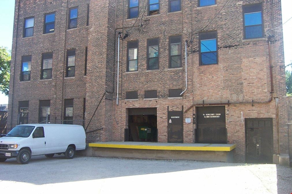 1528 W Adams Street